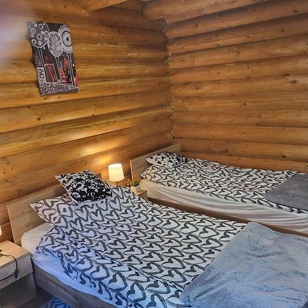 Woodhouse Apartment Eger Ngoại thất bức ảnh