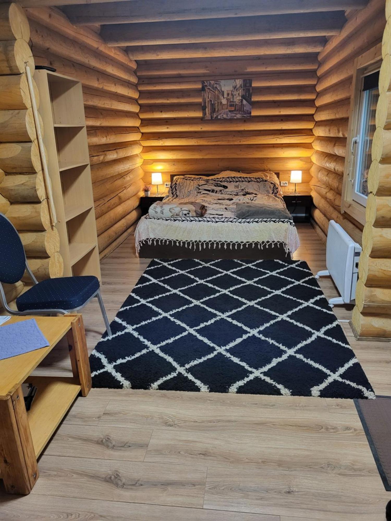 Woodhouse Apartment Eger Ngoại thất bức ảnh